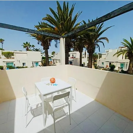 Alisios Playa, Pool View Apartment Corralejo Exterior photo